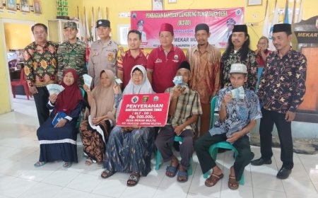 Desa Mekar Mulya Bagikan BLT- DD Tahap II
