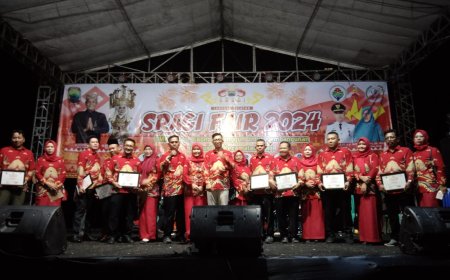 Sukses Gelar Sragi Fair Jaelani Camat Sragi Mewakili Bupati Lamsel Pimpin Penutupan Acara