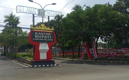 Kantor Dinas di Lamsel Masih Bandel Pakai Ornamen Siger Dan Langgar Perda No 23 tahun 2011