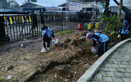 DLH Siaga Jaga Kebersihan Dalam Acara IDS Lamsel ‎